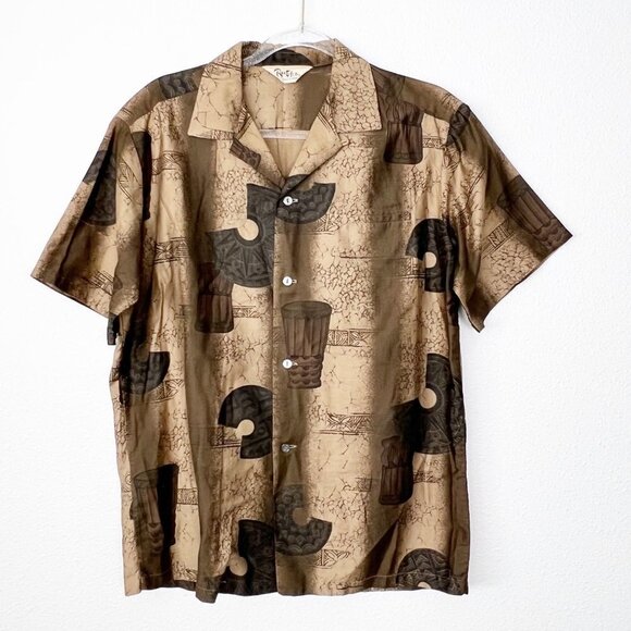 Vintage Reef Hawaiian Pahu Drum Hula Print Short Sleeve Button Front Shirt Brown - Picture 1 of 8